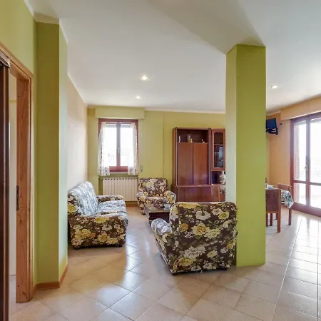 Апартаменты Home In Tuoro Sul Trasimeno Near Lago Trasimeno *
