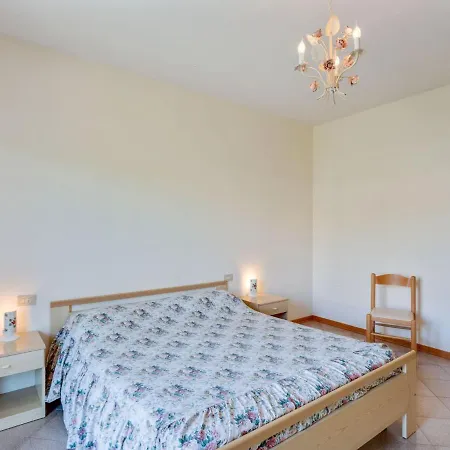 Апартаменты Home In Tuoro Sul Trasimeno Near Lago Trasimeno