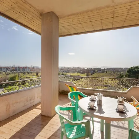 Апартаменты Home In Tuoro Sul Trasimeno Near Lago Trasimeno Туоро-суль-Тразимено