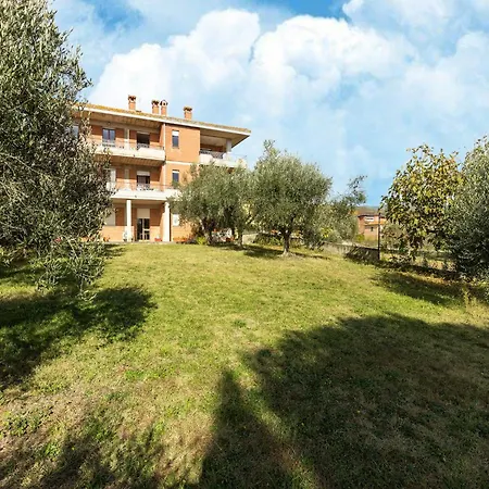 Home In Tuoro Sul Trasimeno Near Lago Trasimeno Апартаменты