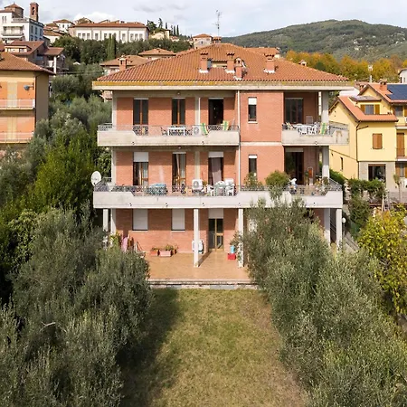 In Near Trasimeno 公寓 *
