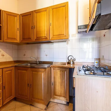 Home In Tuoro Sul Trasimeno Near Lago Trasimeno * Туоро-суль-Тразимено